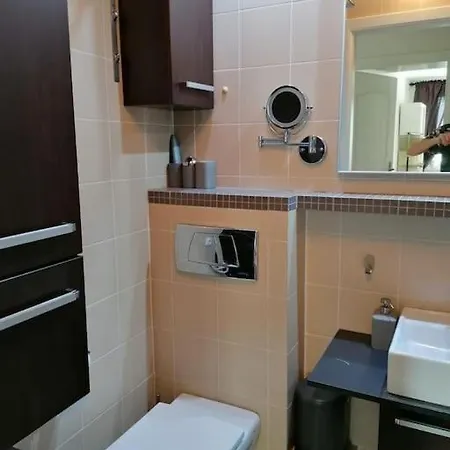 Apartment Sunny And Comfortable Double Bedroom